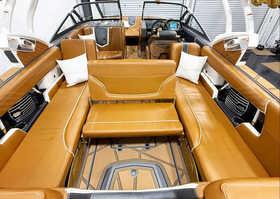 2016 Nautique G25, photo 11 of 17